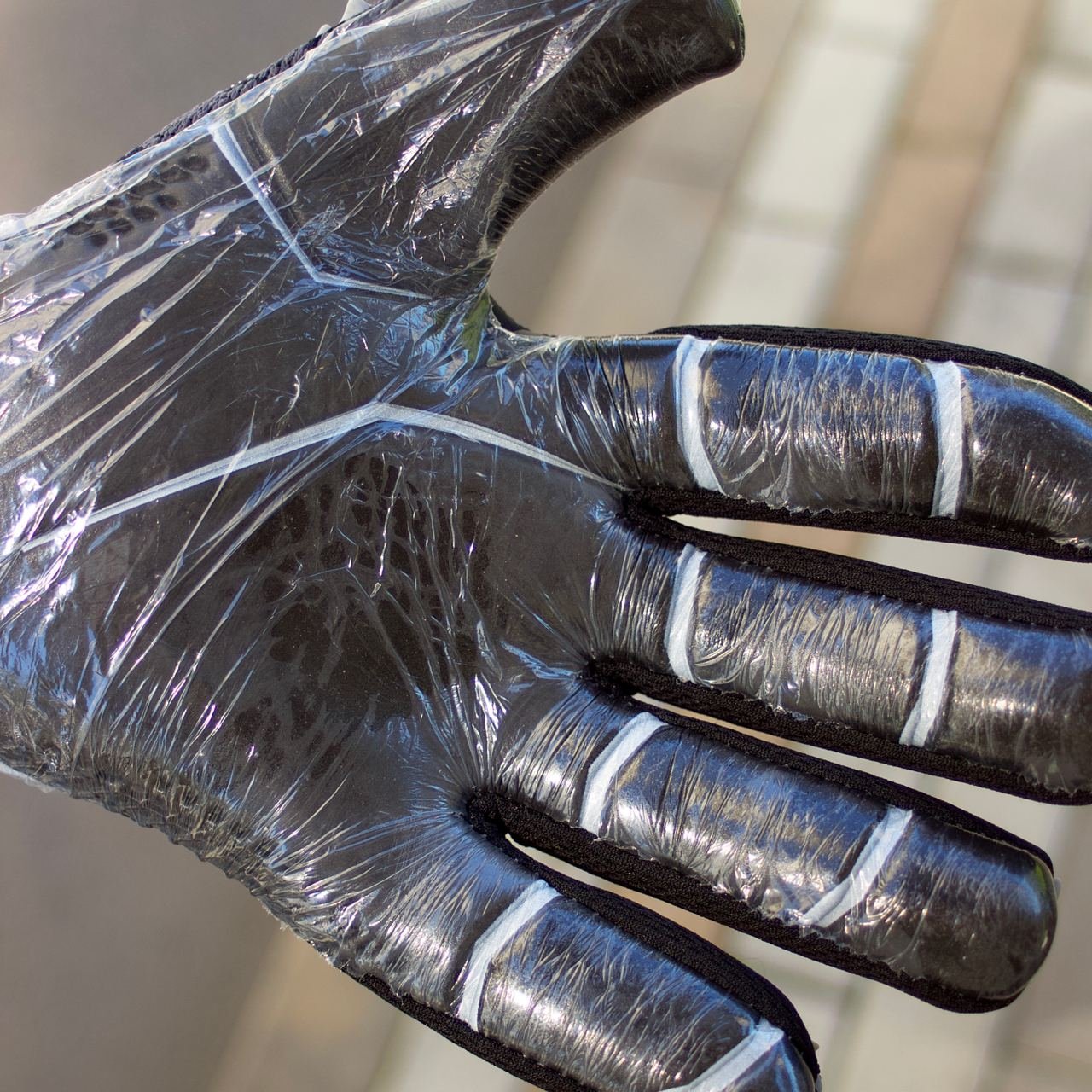 Воротарські рукавички Predator 20 Pro