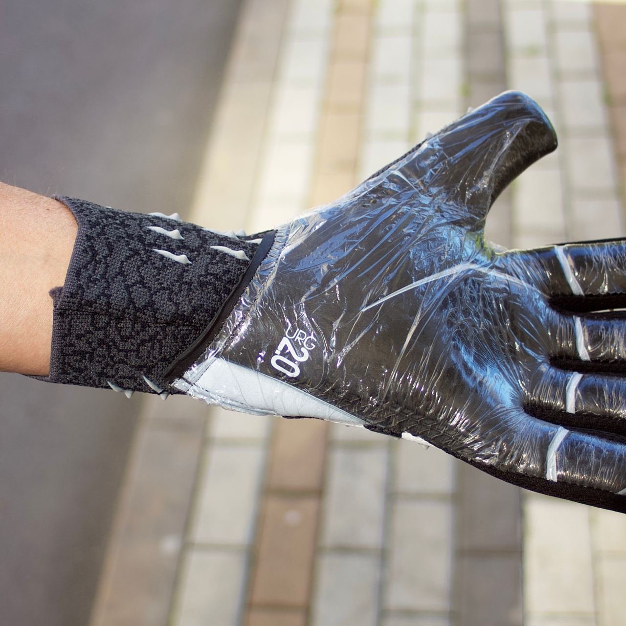 Воротарські рукавички Predator 20 Pro