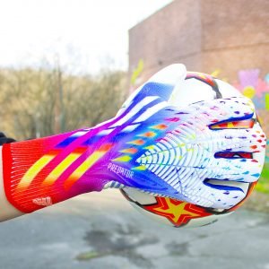 Воротарські рукавиці Predator 20 Pro