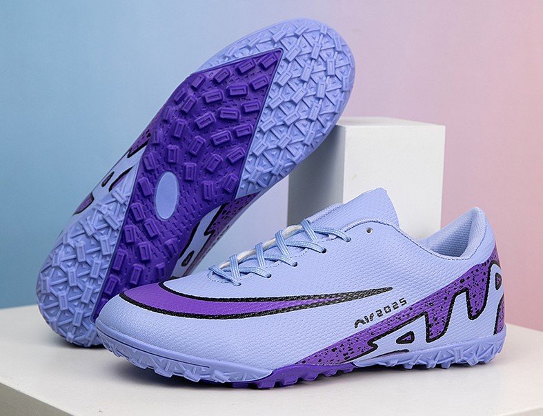 Cороконіжки Tezaz Turf Ground