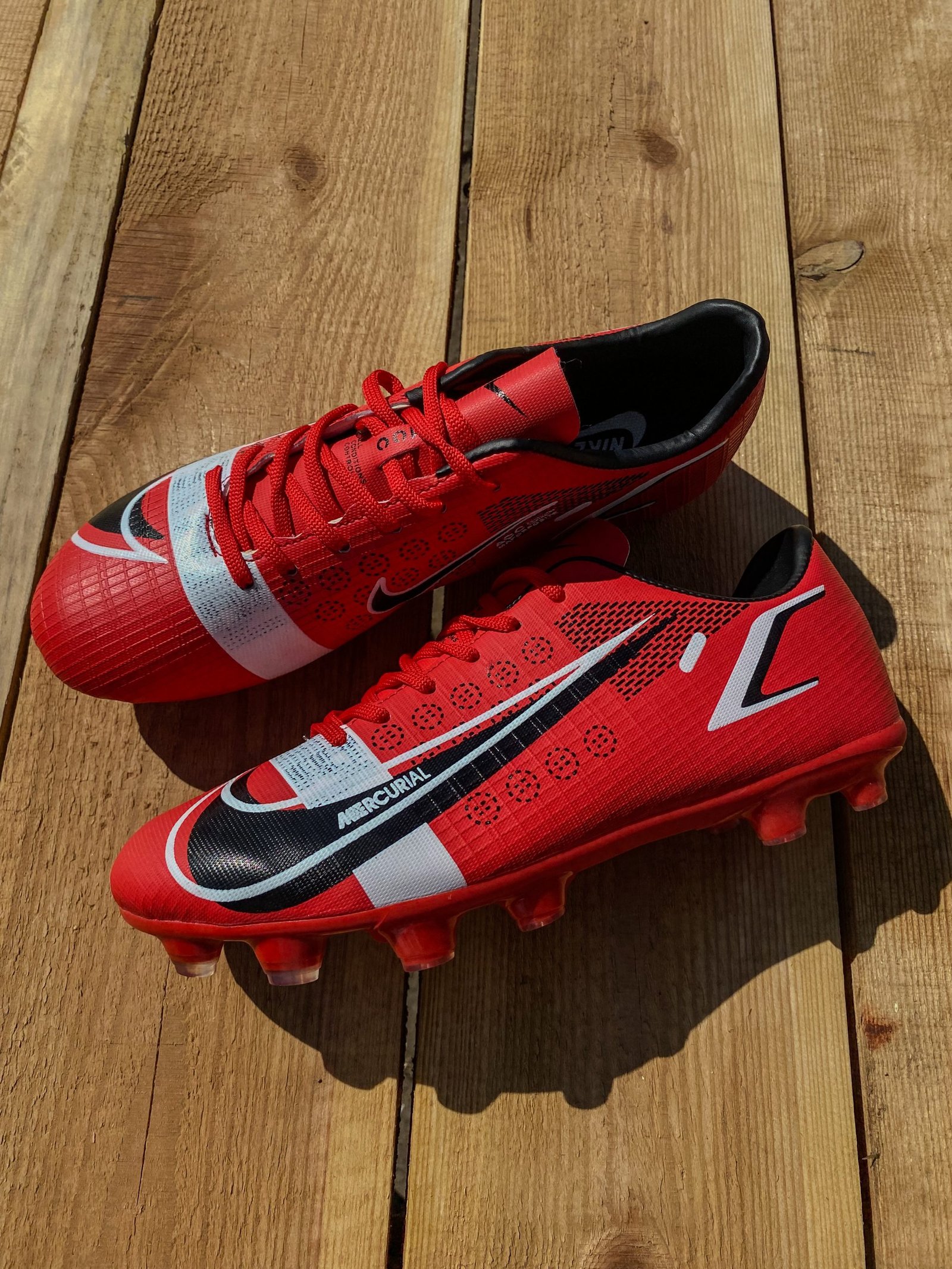 Бутси Mercurial