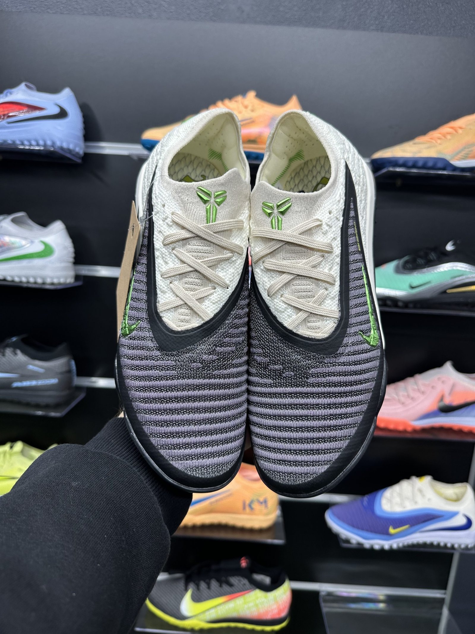 Сороконіжки Phantom GX 6 Black Mamba