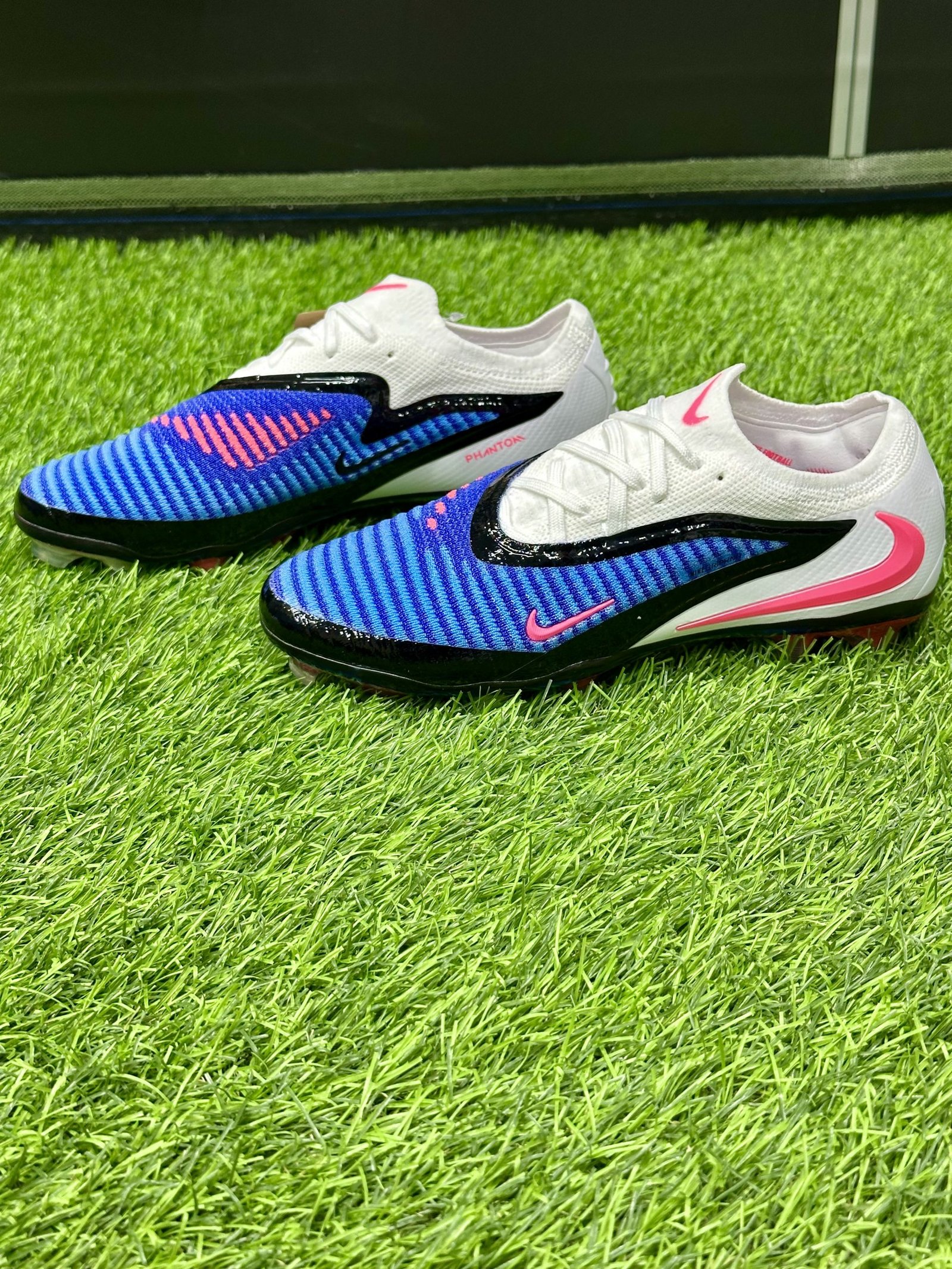 Бутси Phantom 6 Elite FG Attack pack