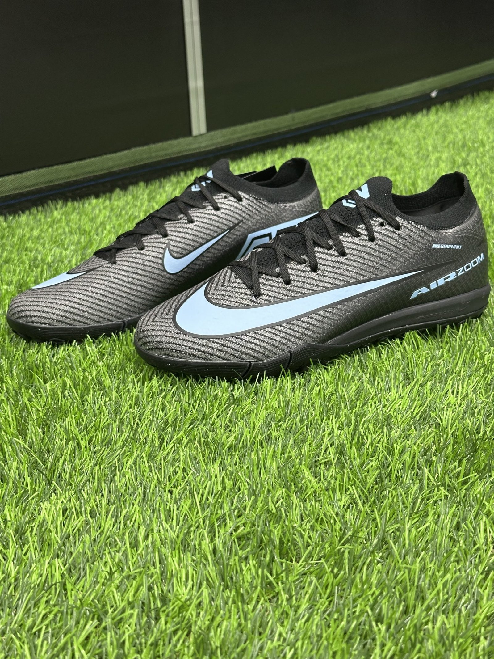 Сороконіжки  Air Zoom Vapor 16 TF