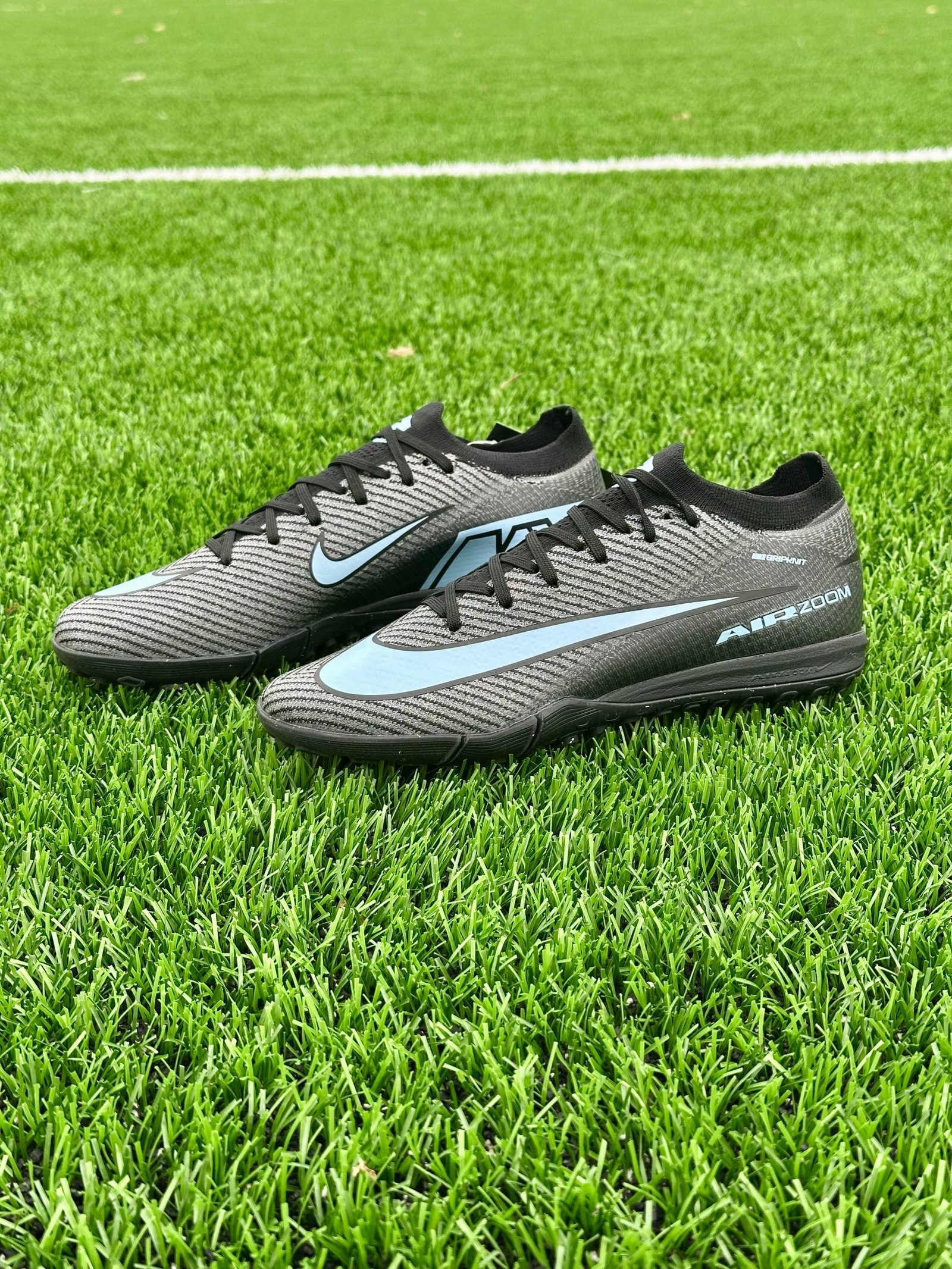 Сороконіжки  Air Zoom Vapor 16 TF