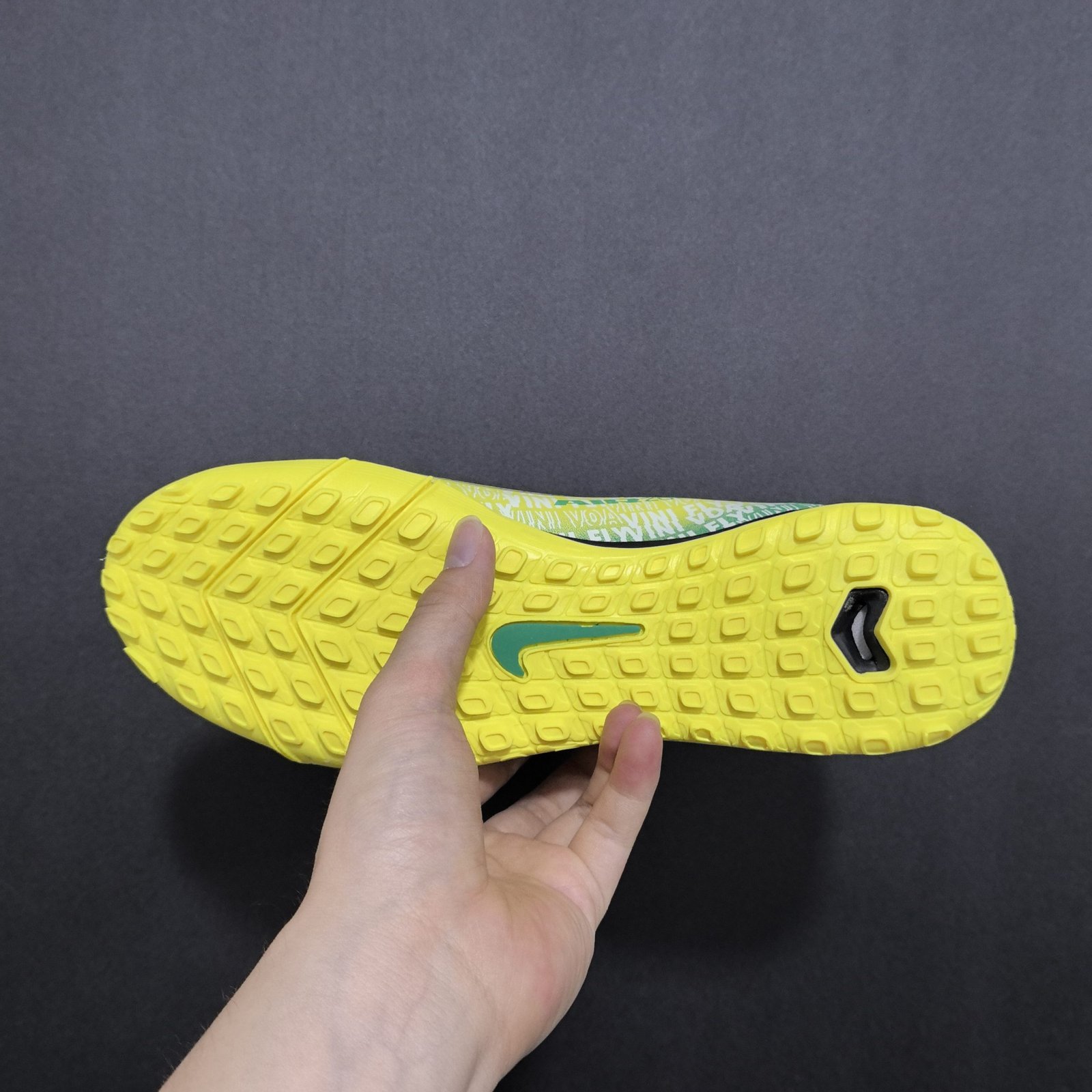 Сороконіжки Air Zoom Vapor 16 TF