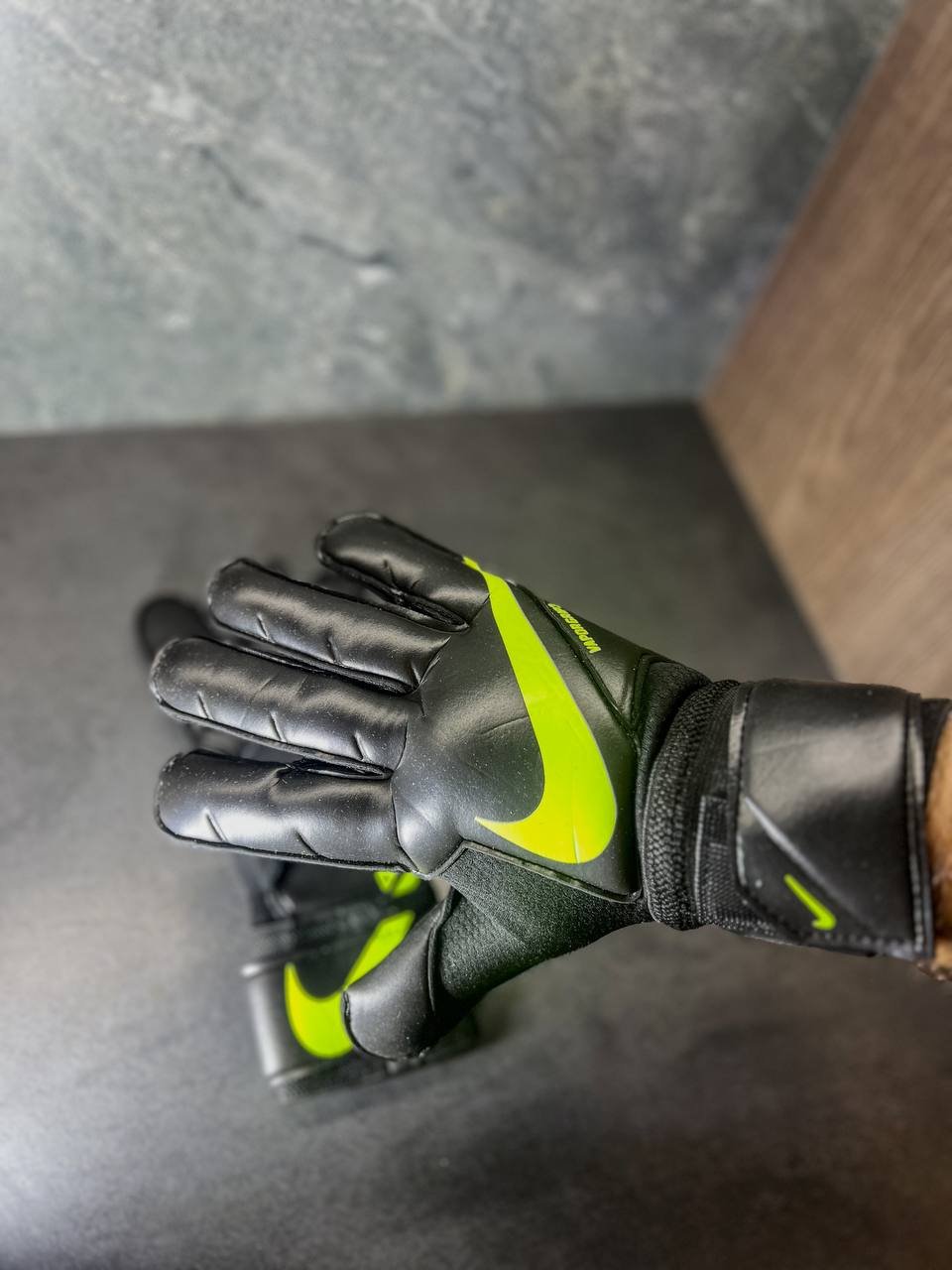 Воротарські рукавички Vapor Grip 3