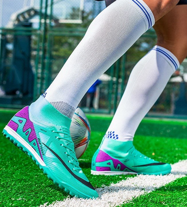 Cороконіжки Tezaz Turf Ground