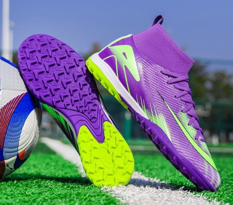 Cороконіжки Tezaz Turf Ground