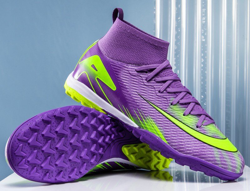 Cороконіжки Tezaz Turf Ground