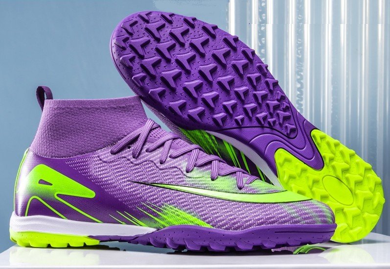 Cороконіжки Tezaz Turf Ground