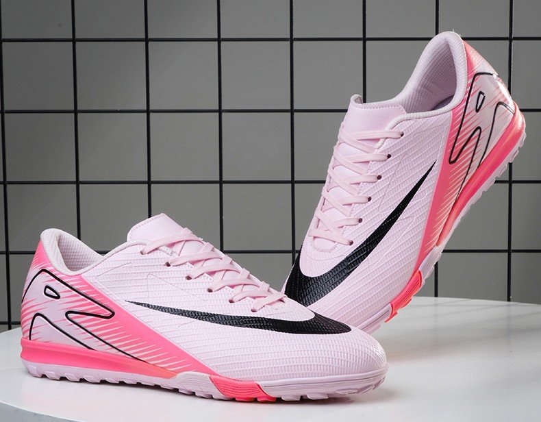 Сороконіжки Tezaz Turf Ground