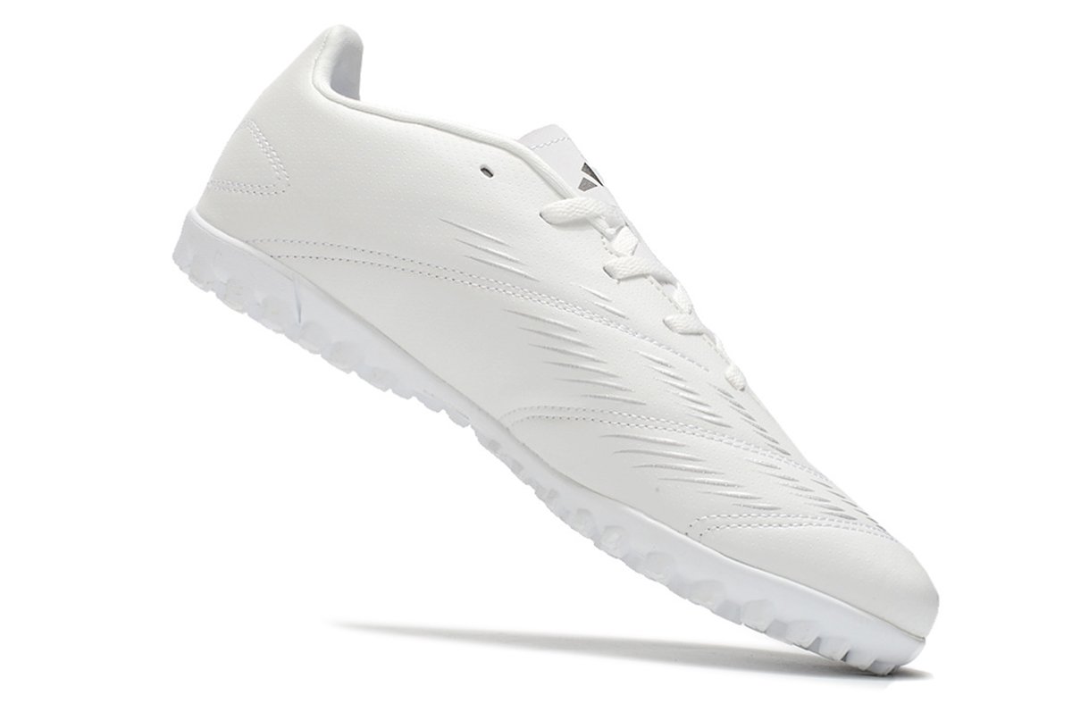 Сороконіжки Predator Freak+ TF