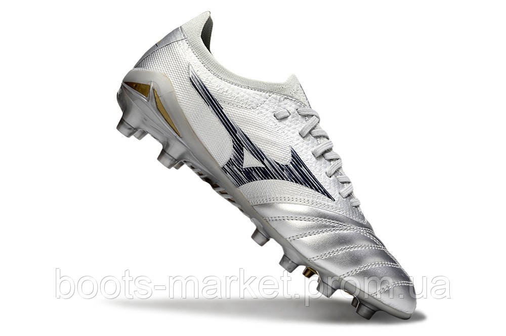 Футбольные бутсы Morelia Neo III