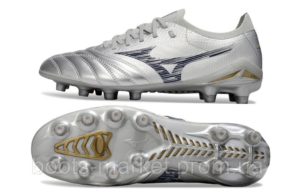 Футбольные бутсы Morelia Neo III