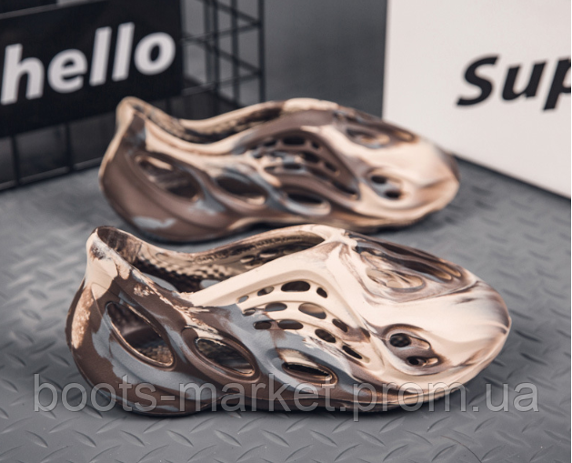 Кросівки шльопанці ізі Yeezy Foam Runner коричневі капці Чоловічі шльопанці