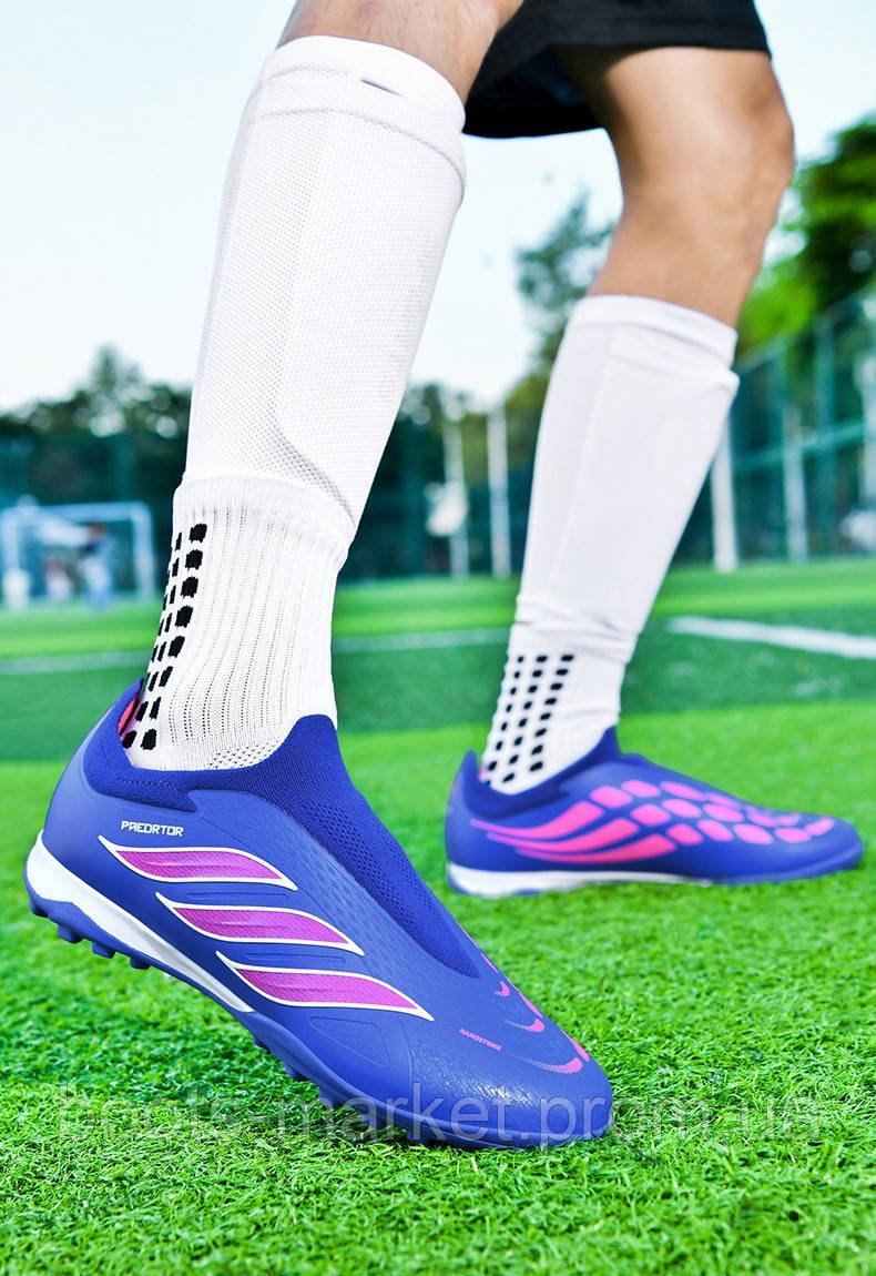 Футбольні сороконіжки Poraetor Turf Ground
