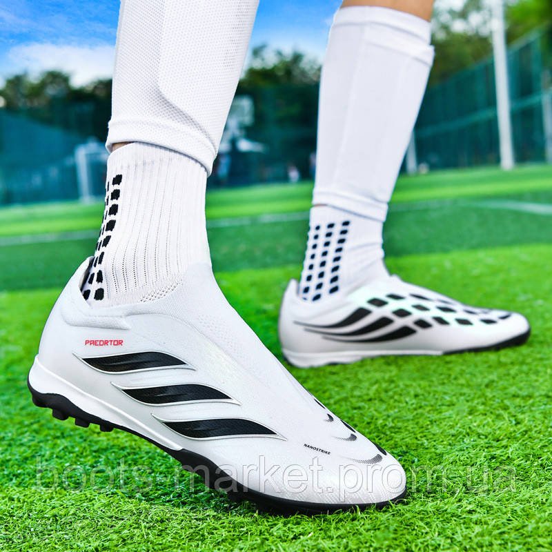 Футбольні сороконіжки Poraetor Turf Ground