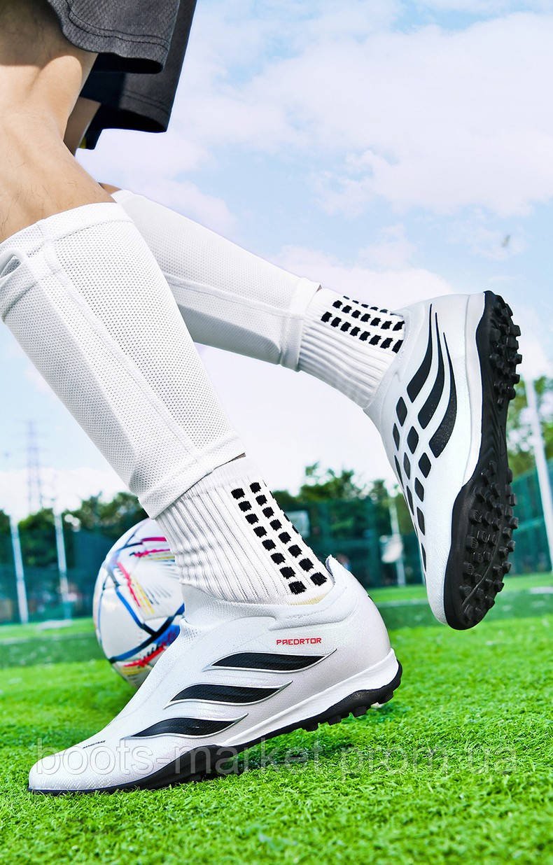 Футбольні сороконіжки Poraetor Turf Ground