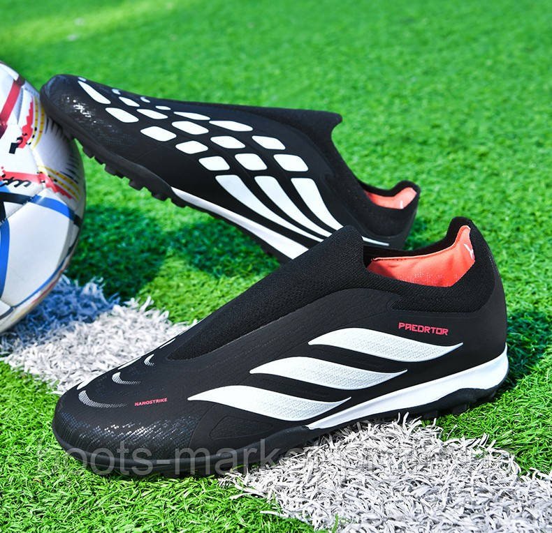 Футбольні сороконіжки Poraetor Turf Ground