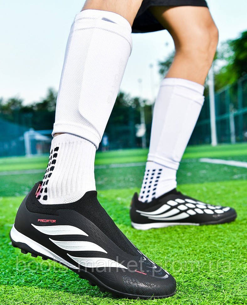Футбольні сороконіжки Poraetor Turf Ground